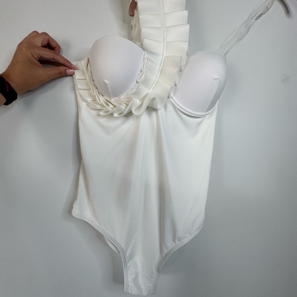 Elegant White Ruffled Bathing Suit – Size Large – Never Worn